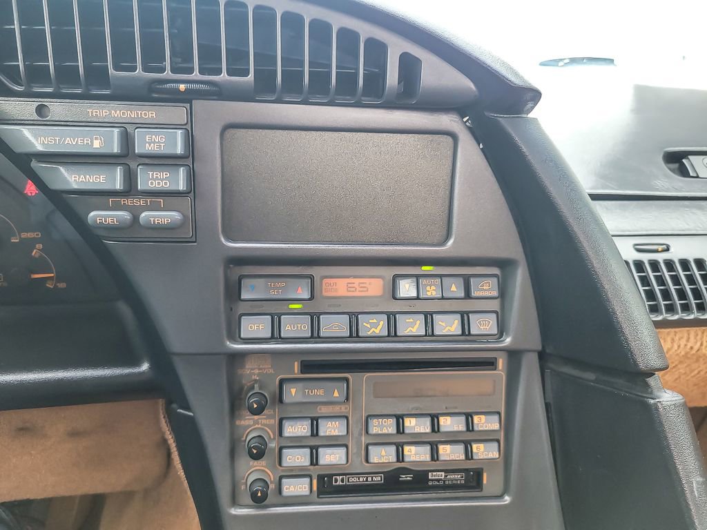 Used 1990 Chevrolet Corvette Convertible image 9