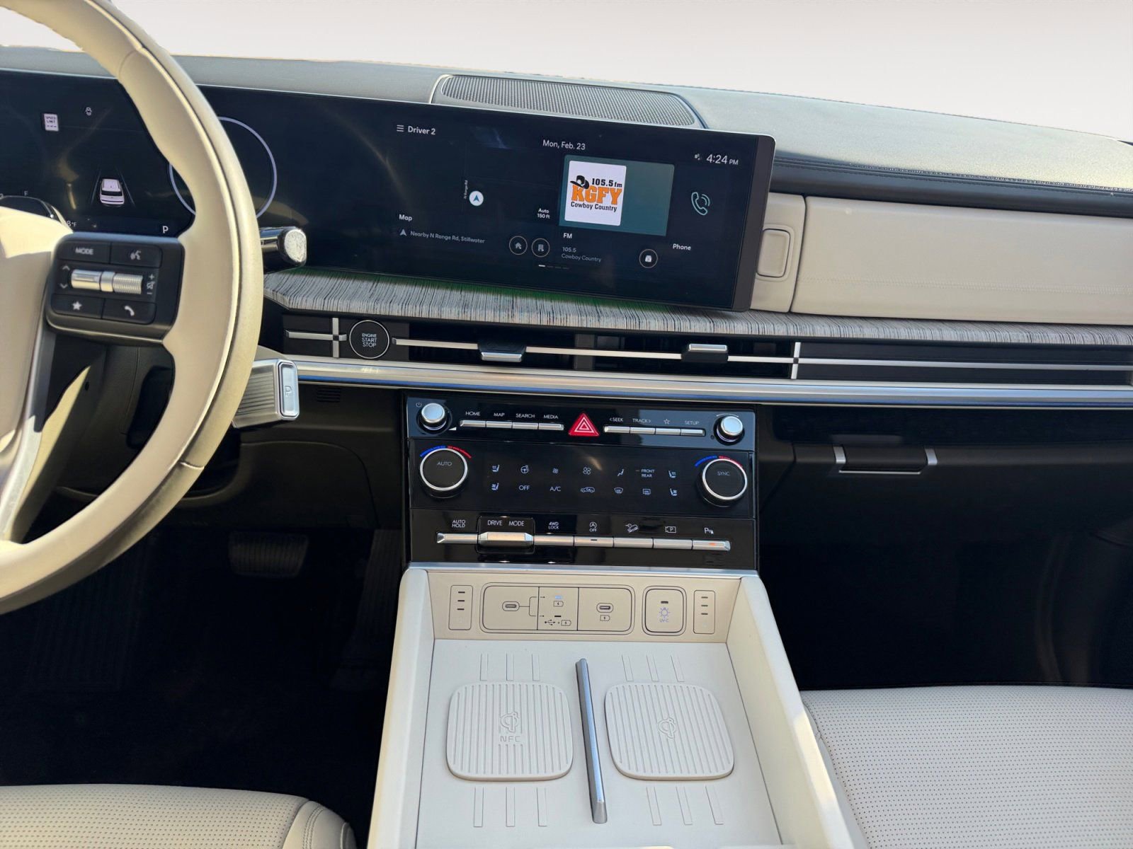 Used 2024 Hyundai Santa Fe Calligraphy image 11