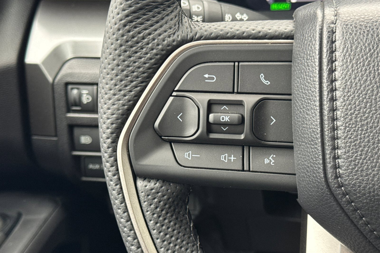 New 2025 Toyota Tacoma TRD Off-Road image 26