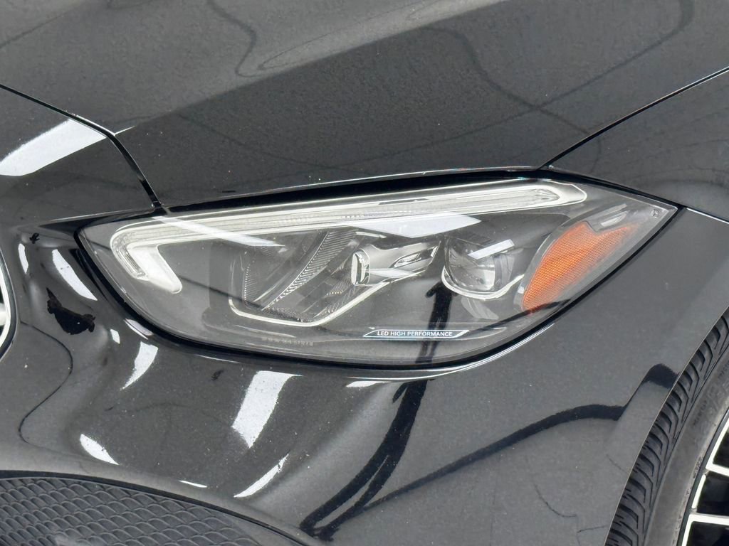 Used 2022 Mercedes-Benz C 300 4MATIC Sedan image 35