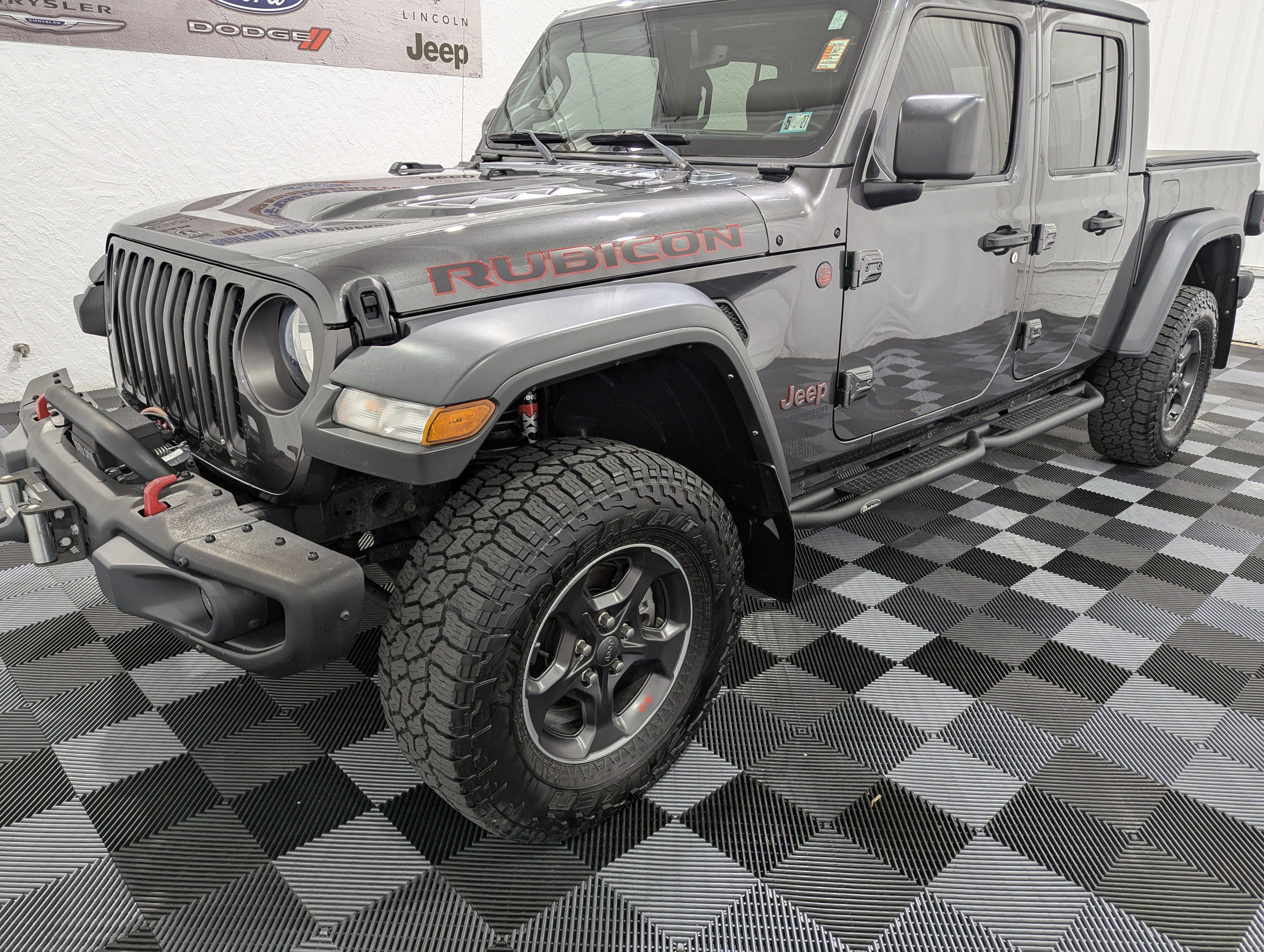 Used 2022 Jeep Gladiator Rubicon w/ Cold Weather Group AWD/4WD image 3