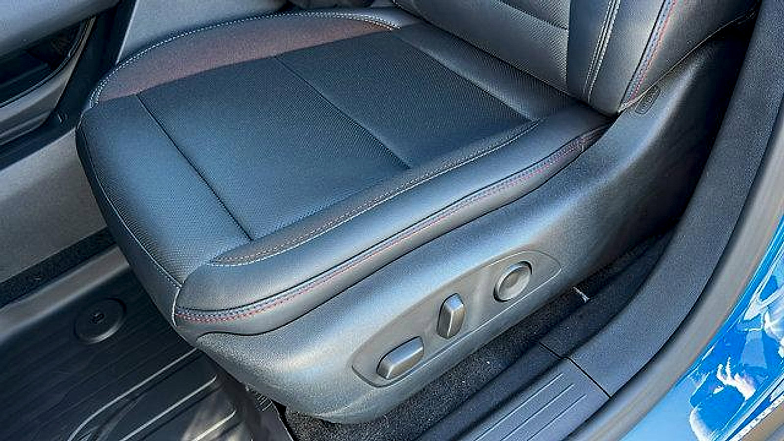 New 2026 Chevrolet Equinox EV RS image 17