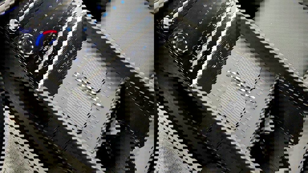 Used 2025 Hyundai Santa Fe XRT image 17