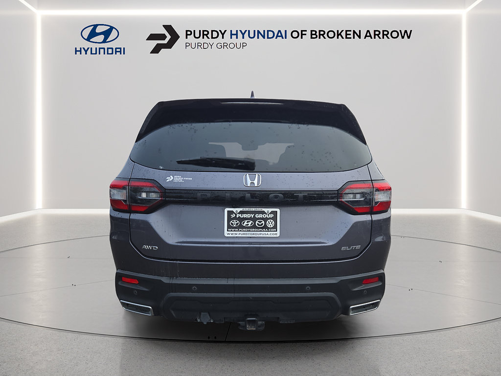 Used 2023 Honda Pilot Elite image 4