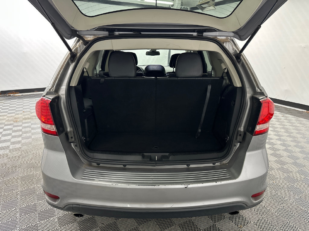 Used 2019 Dodge Journey GT FWD image 19
