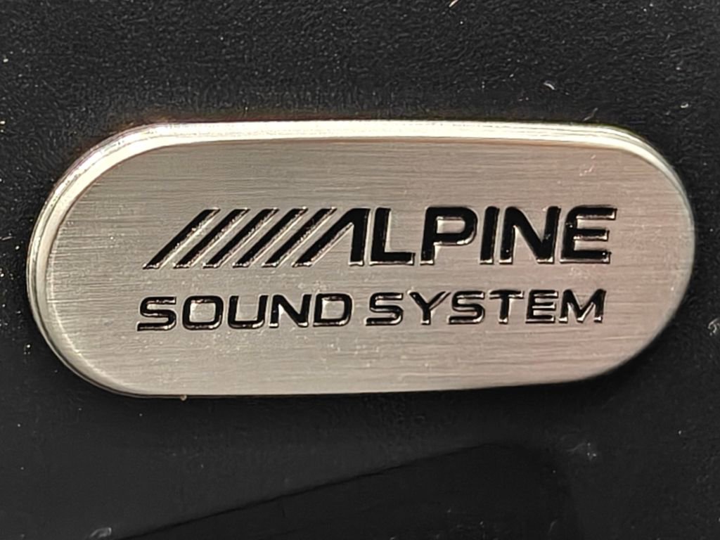 Used 2020 Chrysler 300 S AWD/4WD image 9