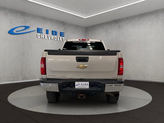 Used 2009 Chevrolet Silverado 2500 LTZ w/ Safety Package AWD/4WD image 5