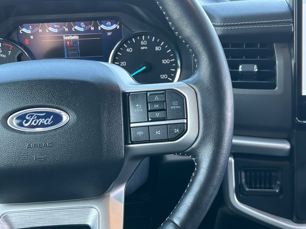 Used 2024 Ford Expedition Max XLT image 25