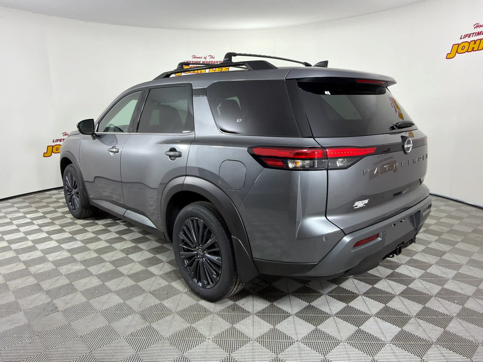 New 2026 Nissan Pathfinder SL w/ SL Premium Package FWD image 3