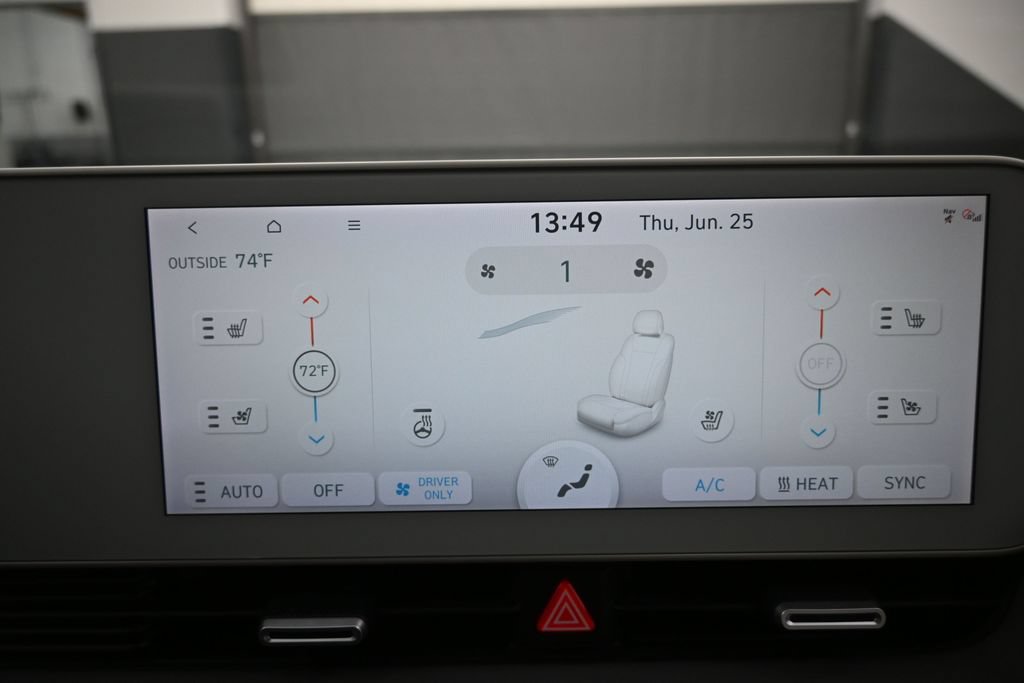 Used 2022 Hyundai Ioniq 5 Limited w/ Cargo Package AWD/4WD image 13