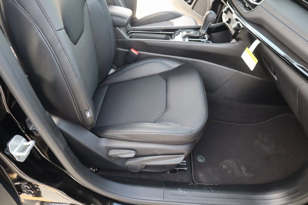 New 2026 Jeep Compass Latitude AWD/4WD image 13