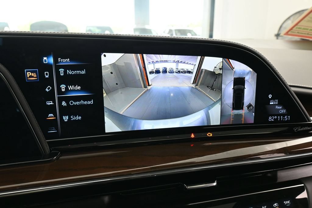 Used 2024 Cadillac Escalade ESV Premium Luxury Platinum AWD/4WD image 22