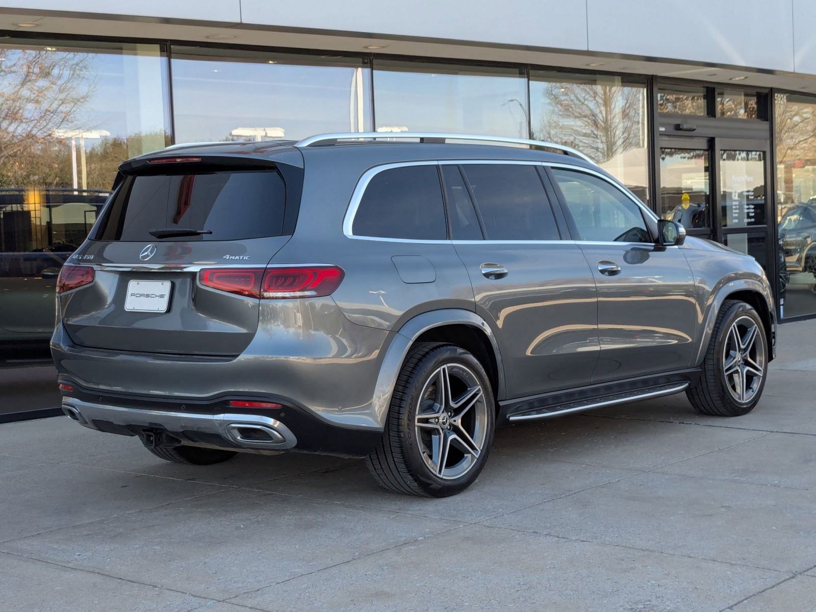 Used 2022 Mercedes-Benz GLS 450 4MATIC image 9