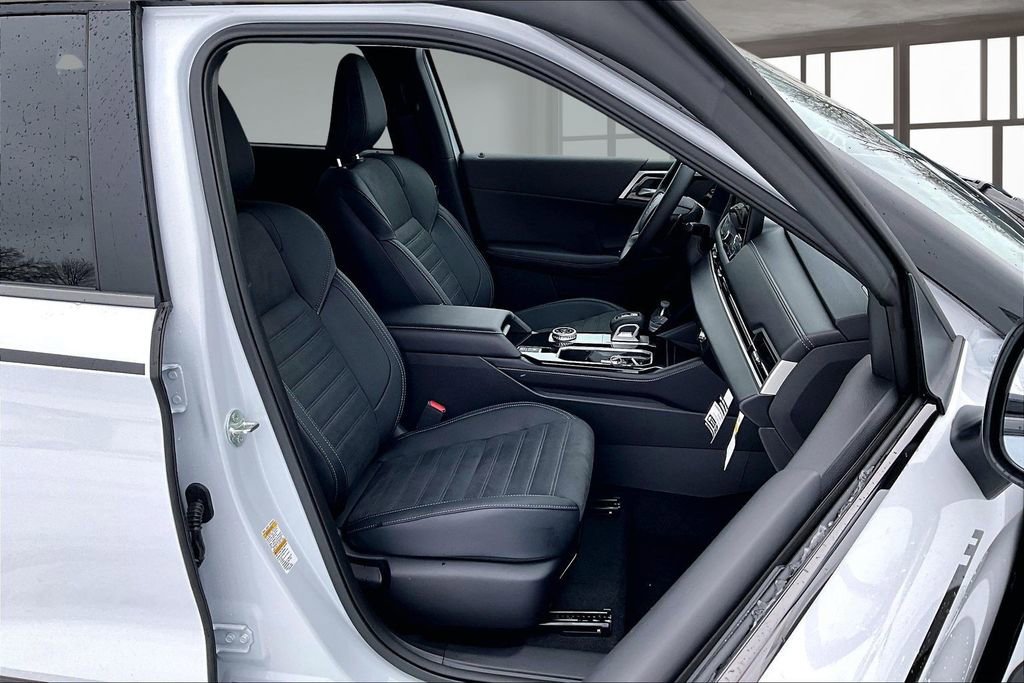 New 2026 Mitsubishi Outlander Trail Edition image 12