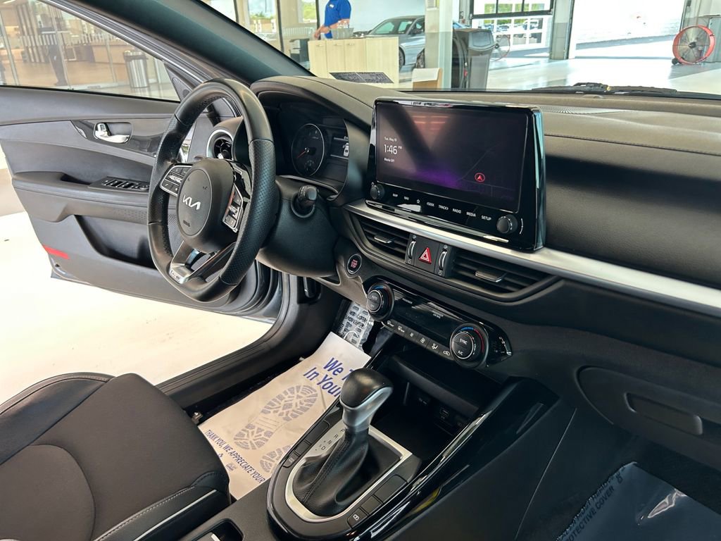 Used 2023 Kia Forte GT-Line w/ GT-Line Technology Package FWD image 22