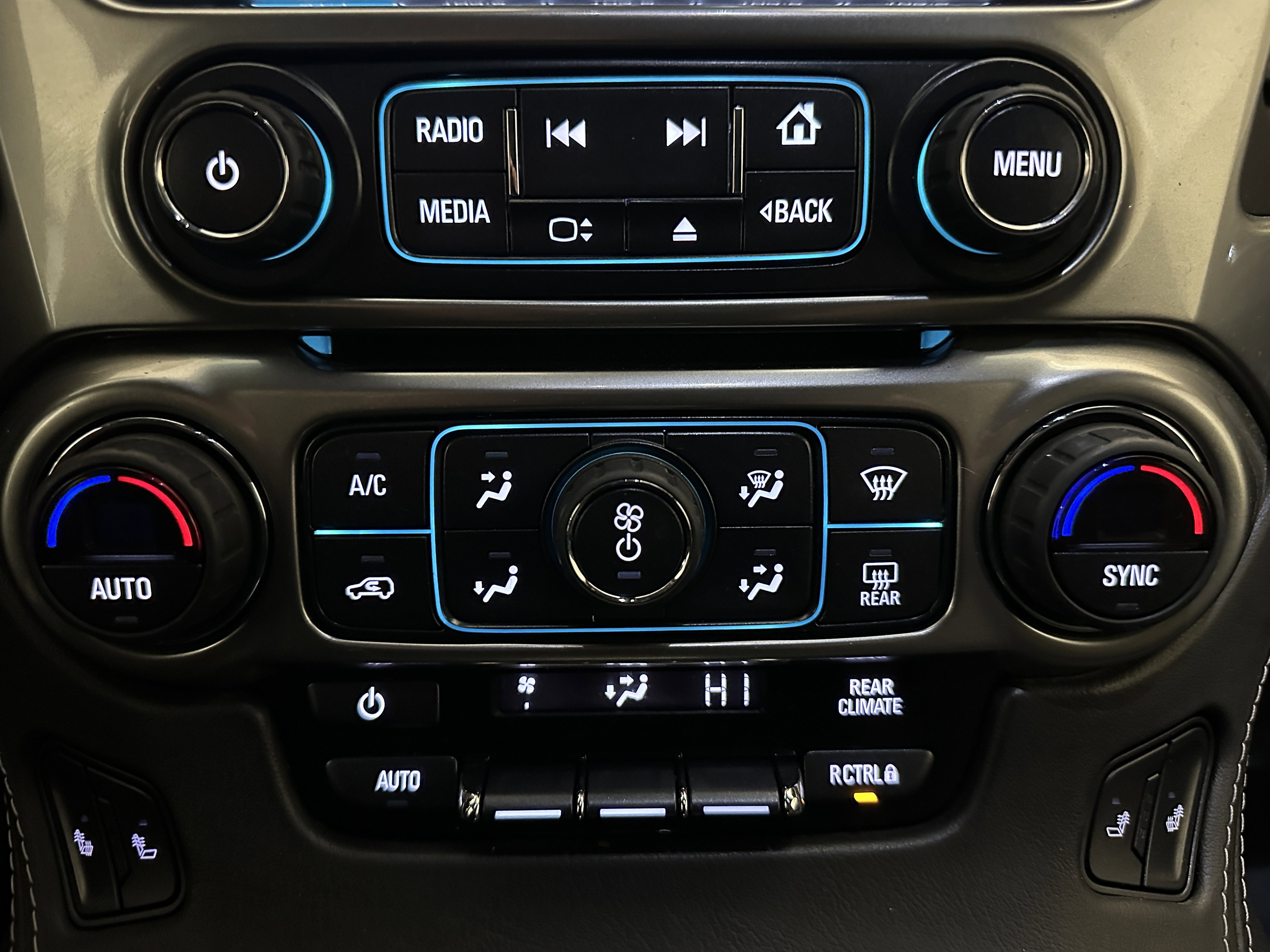 Used 2019 Chevrolet Tahoe LT image 27