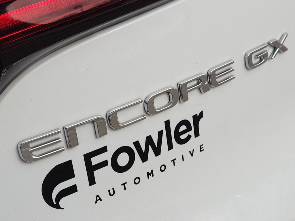 Used 2024 Buick Encore GX Sport Touring image 11