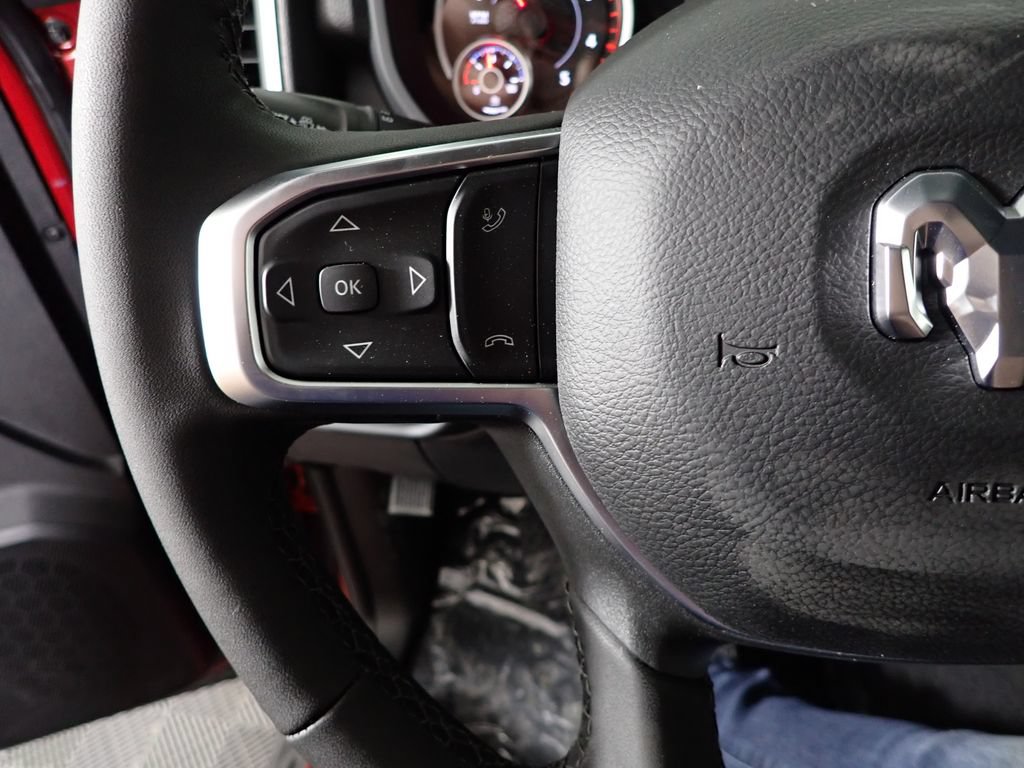 New 2026 RAM 2500 Big Horn AWD/4WD image 25