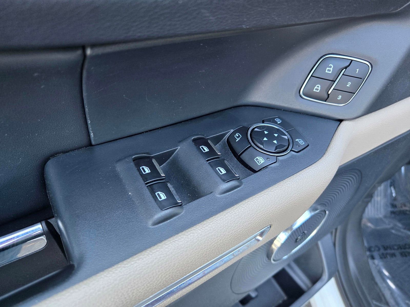 Used 2024 Ford Expedition Max Limited AWD/4WD image 14