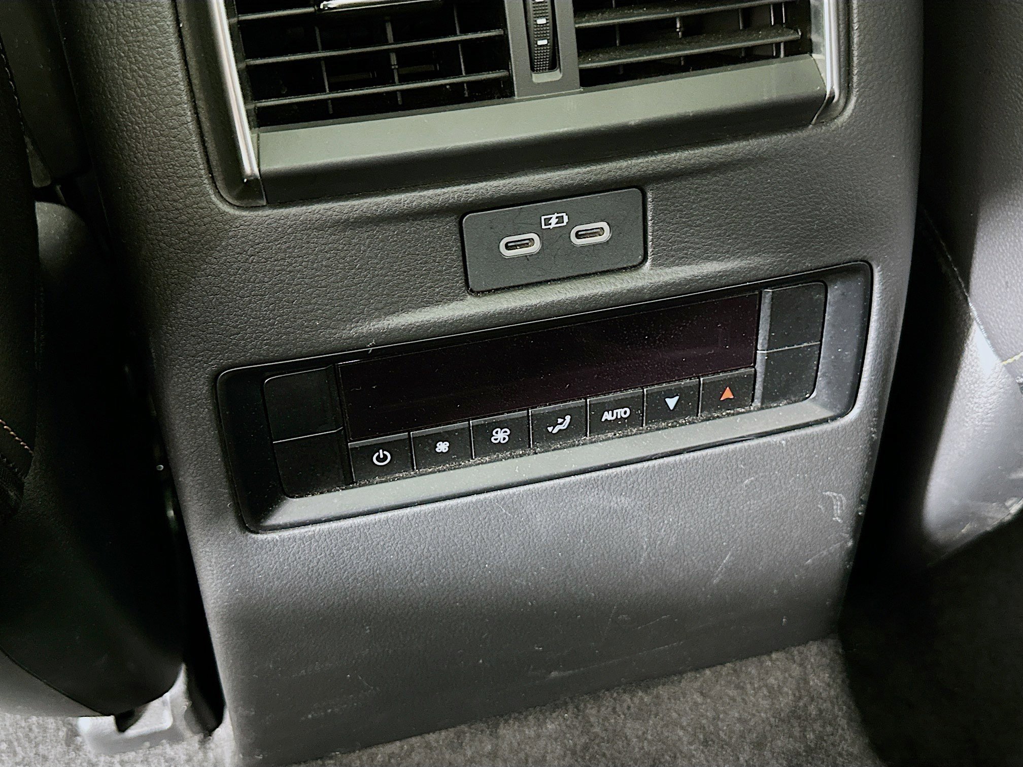 Used 2025 MAZDA CX-90 3.3 Turbo w/ Premium Sport Pkg image 28