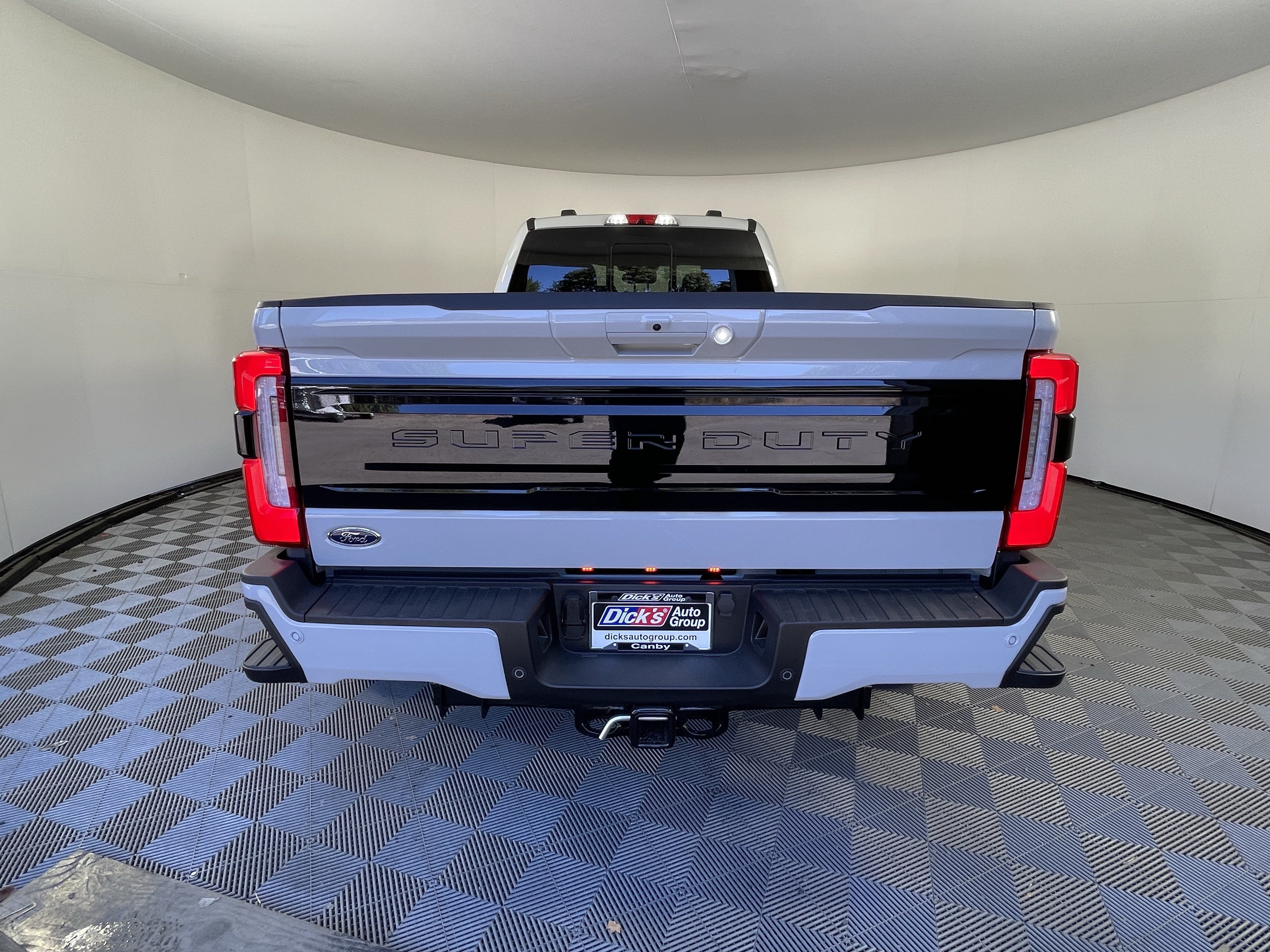 New 2026 Ford F350 Platinum AWD/4WD image 4