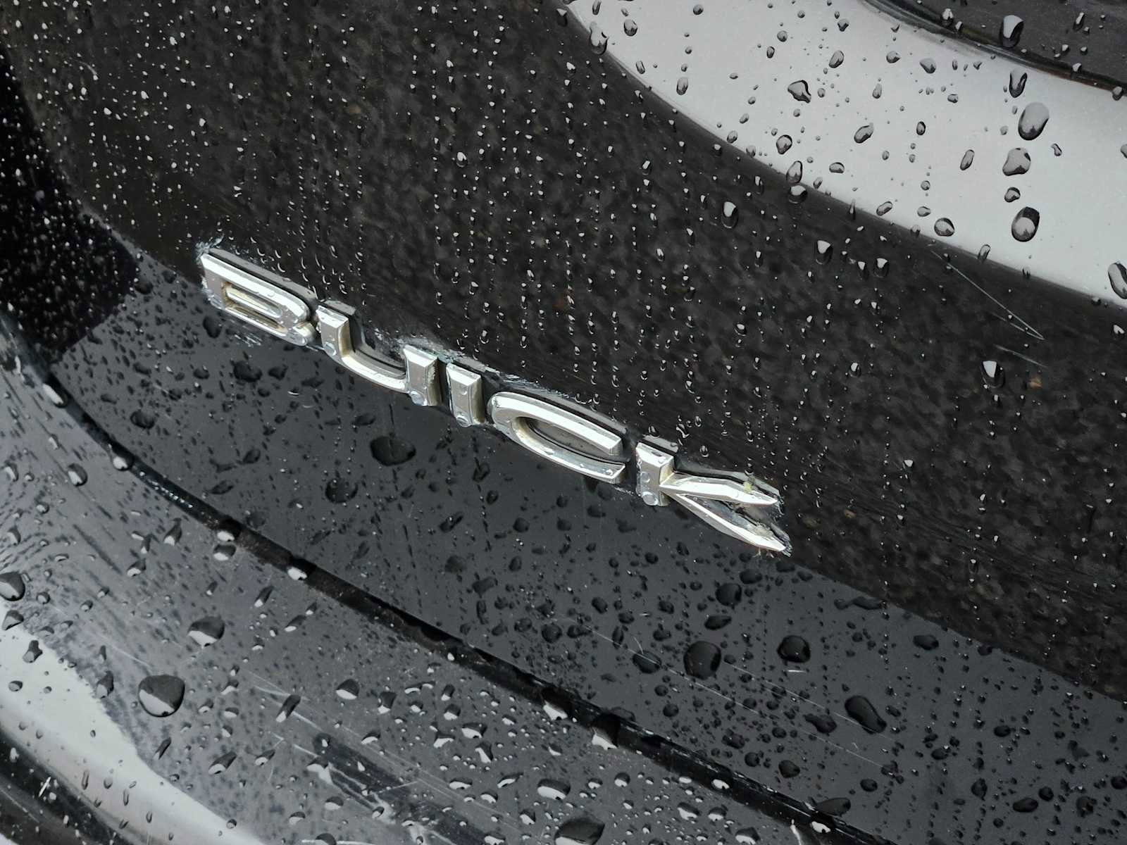 Used 2018 Buick Encore Preferred image 16