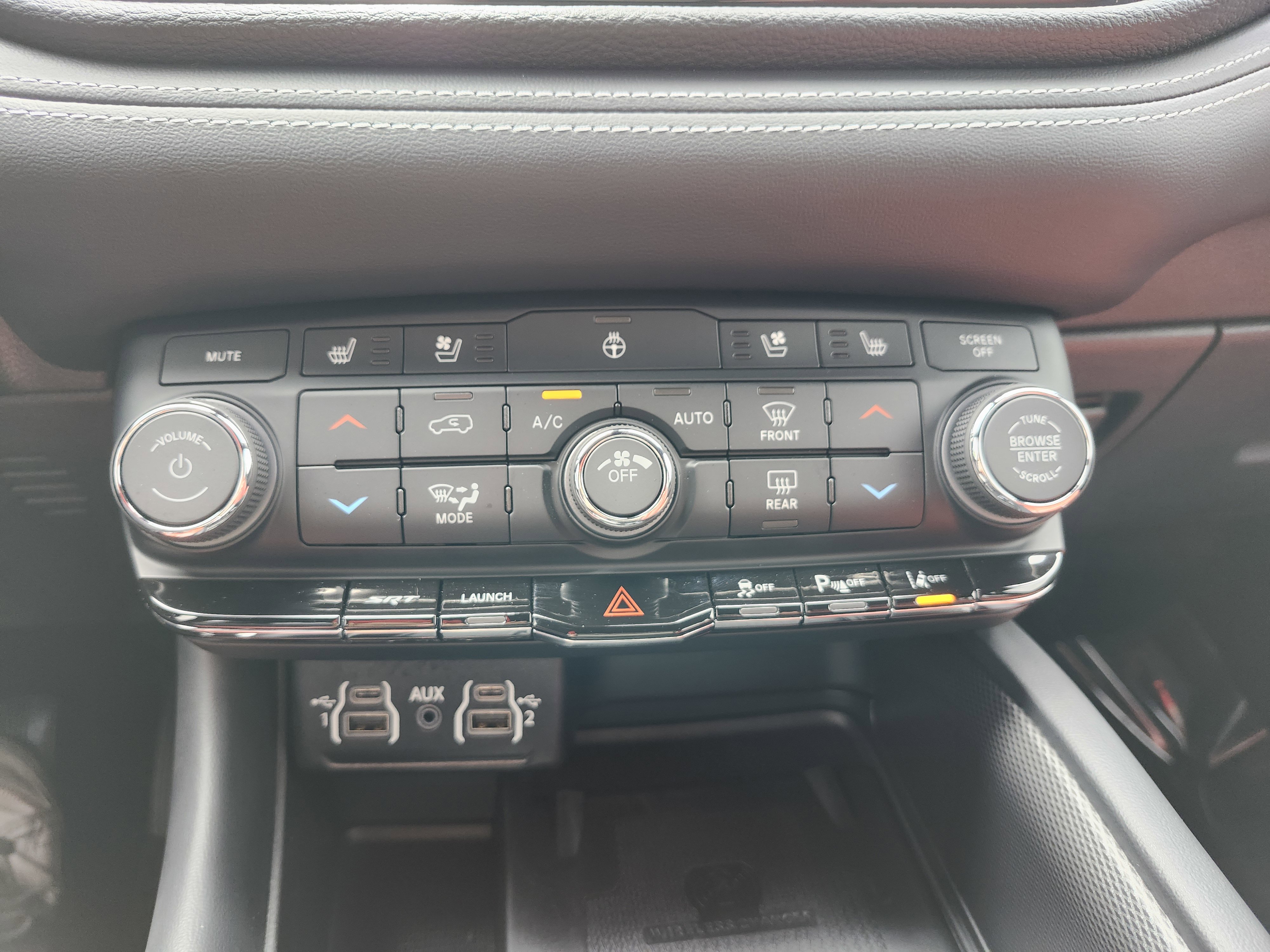Used 2024 Dodge Durango SRT AWD/4WD image 38