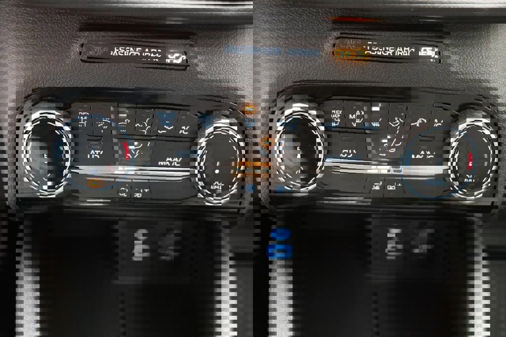 Used 2022 Ford Escape SE w/ Convenience Package image 21