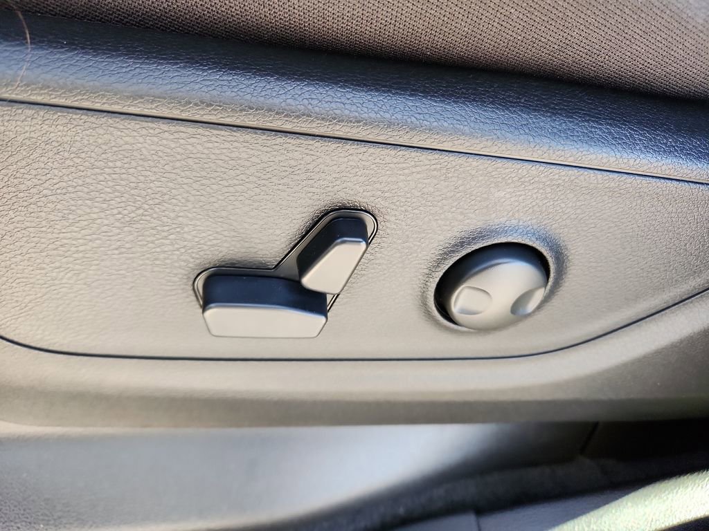 New 2026 RAM 1500 Lone Star w/ Night Edition image 17