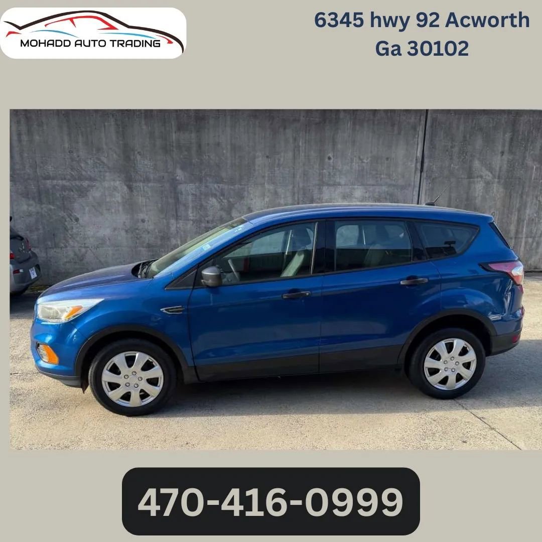 Used 2017 Ford Escape S image 3
