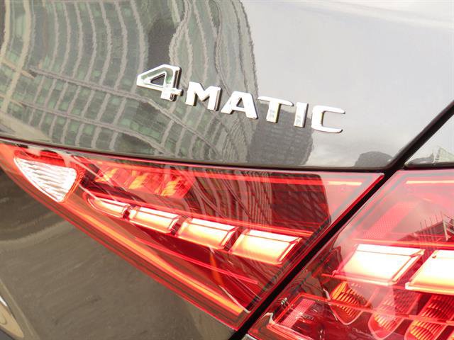 Used 2025 Mercedes-Benz C 300 4MATIC Sedan image 31