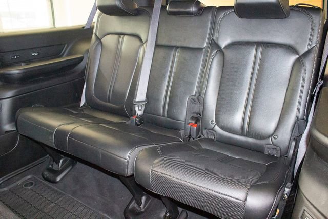 Used 2024 Jeep Wagoneer L Series II w/ Flexible Seating Group image 19