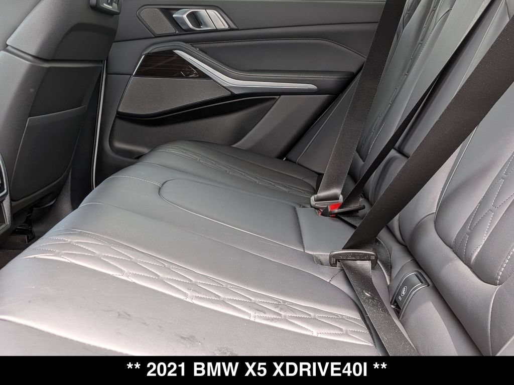 Used 2021 BMW X5 xDrive40i w/ M Sport Package AWD/4WD image 3