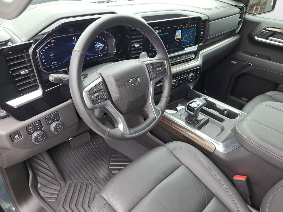 Certified 2025 Chevrolet Silverado 1500 LT Trail Boss w/ Convenience Package II image 10