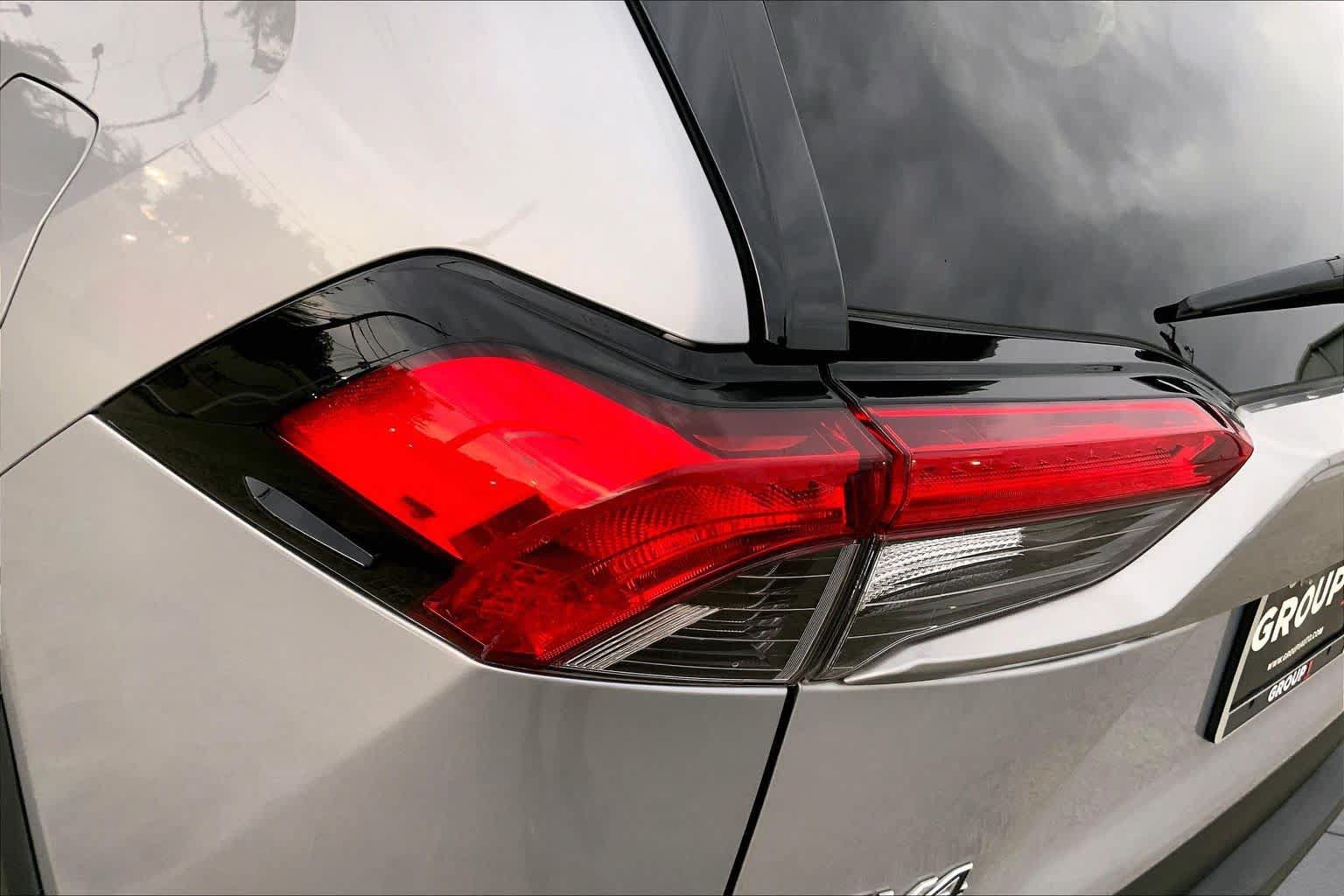 Used 2024 Toyota RAV4 XLE AWD/4WD image 57