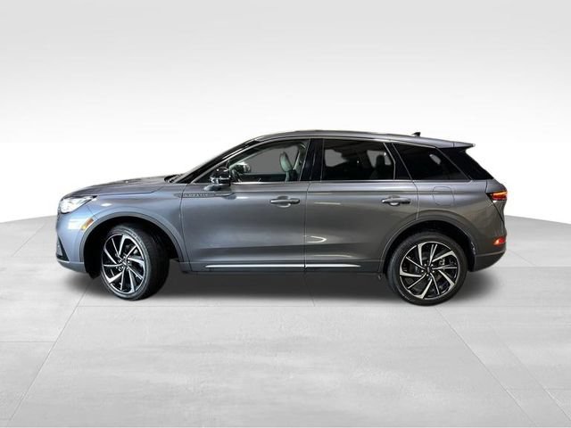 Certified 2025 Lincoln Corsair Reserve AWD/4WD image 4