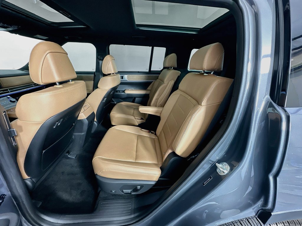 Certified 2026 Hyundai Santa Fe Limited FWD image 25