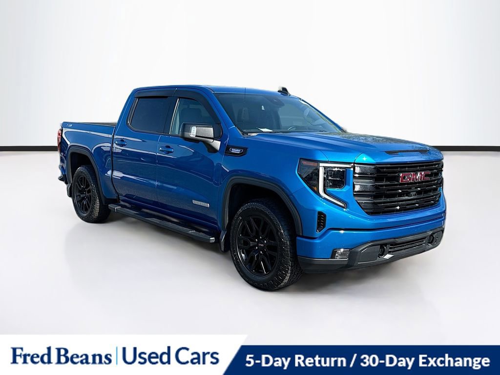 Used 2022 GMC Sierra 1500 Elevation w/ Elevation Premium Package AWD/4WD image 1