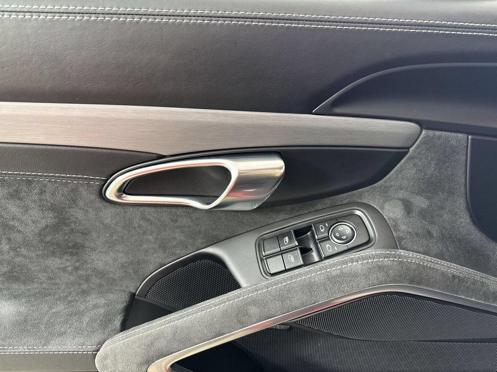 Certified 2019 Porsche 911 GT3 RWD image 32