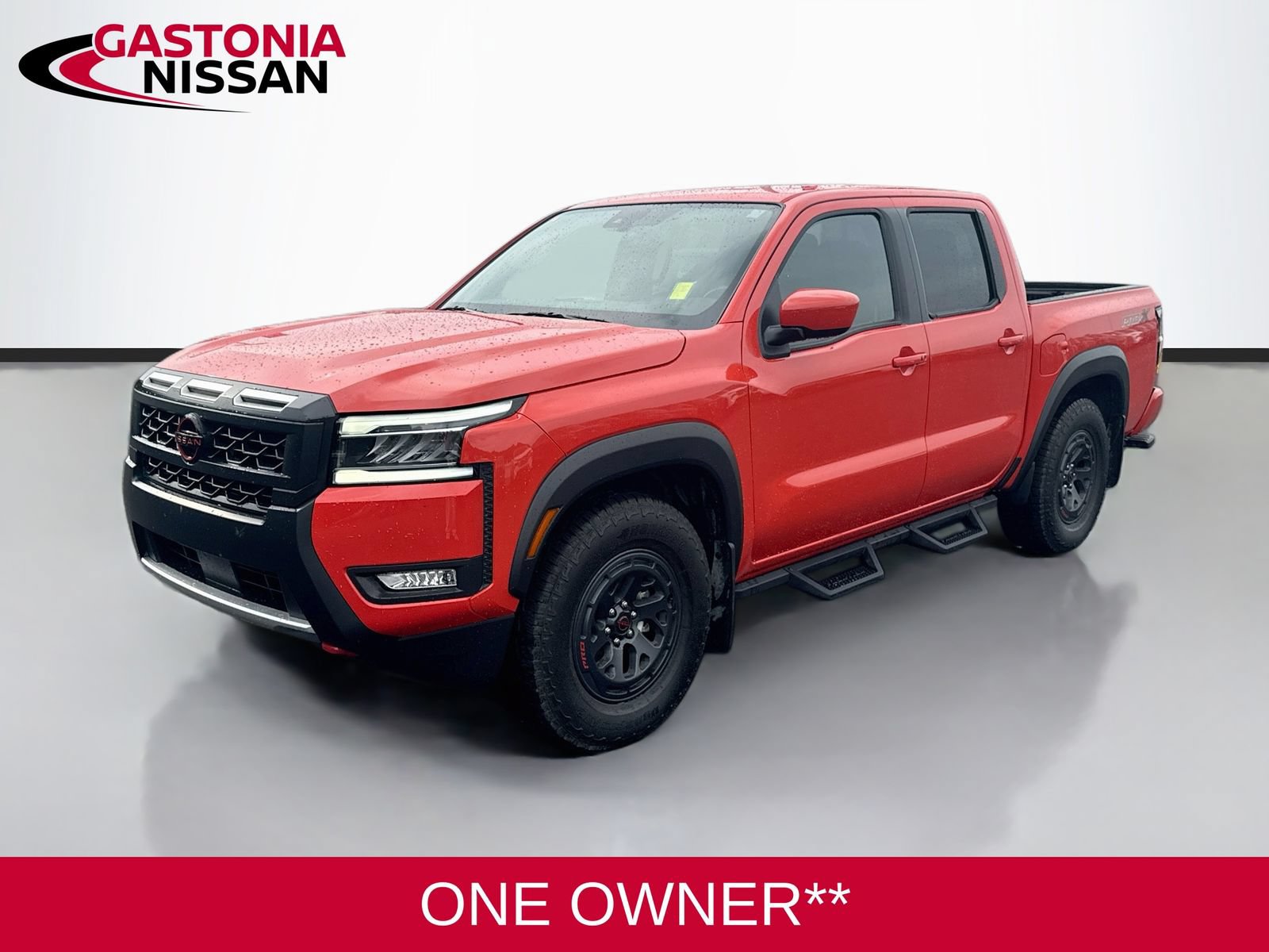 Used 2025 Nissan Frontier Pro-X RWD image 3