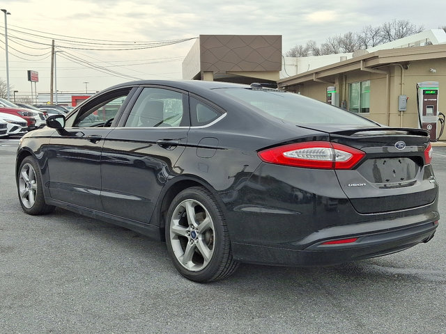 Used 2014 Ford Fusion SE w/ Equipment Group 201A image 6