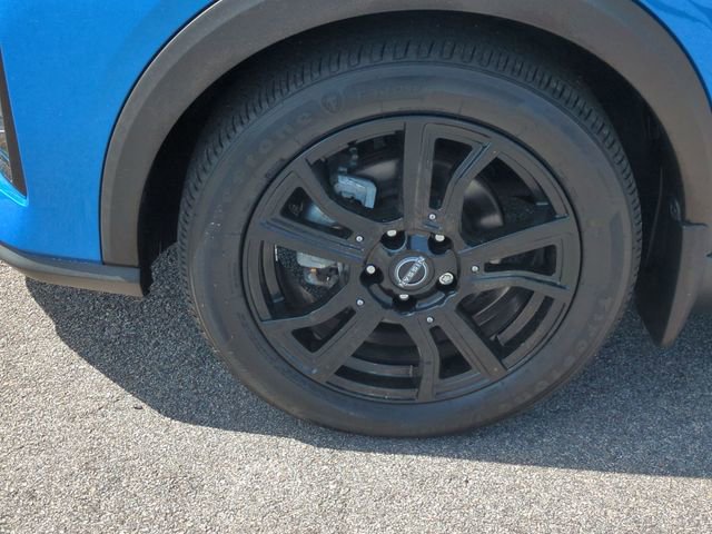 Used 2023 Nissan Kicks SR FWD image 10