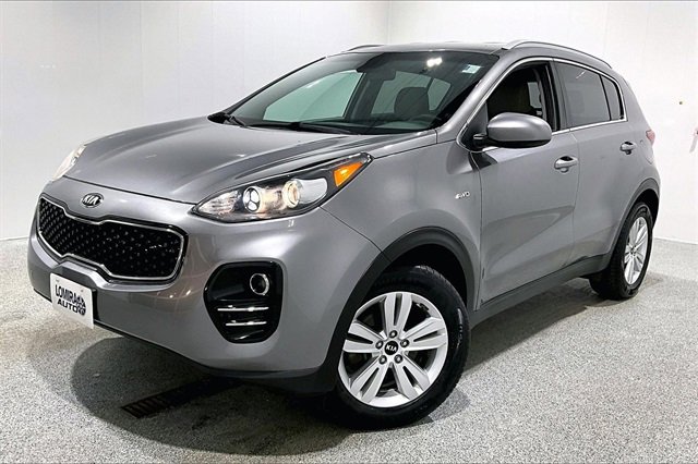 Used 2018 Kia Sportage LX w/ LX Popular Package image 3