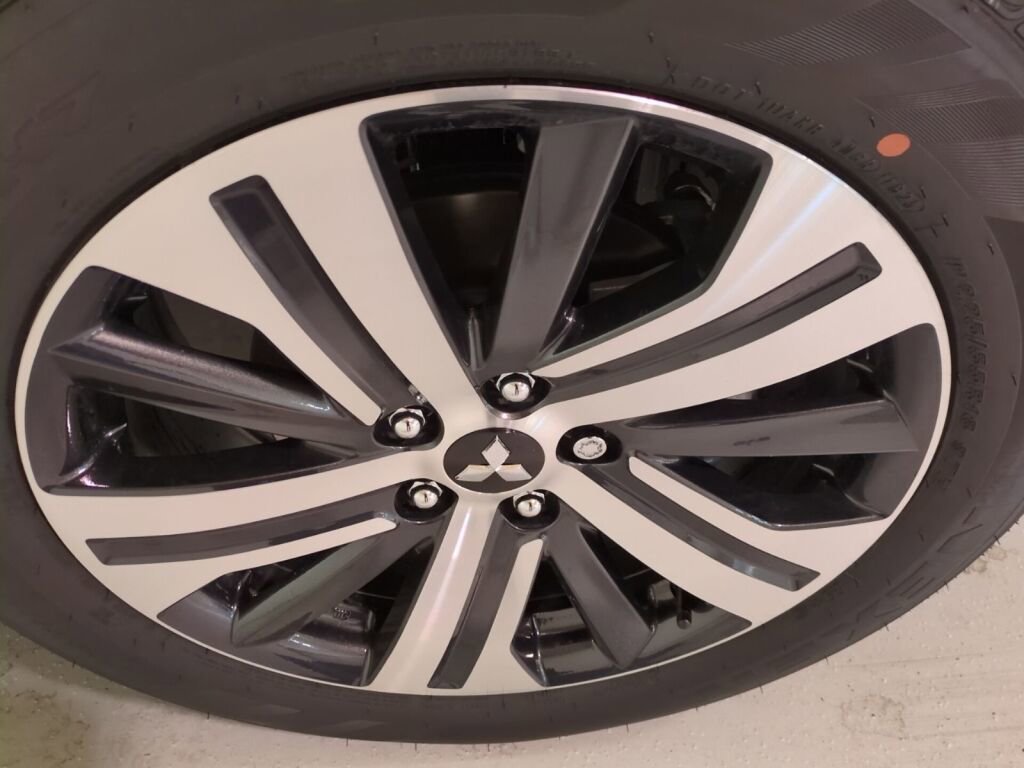 New 2025 Mitsubishi Outlander Sport ES video 2