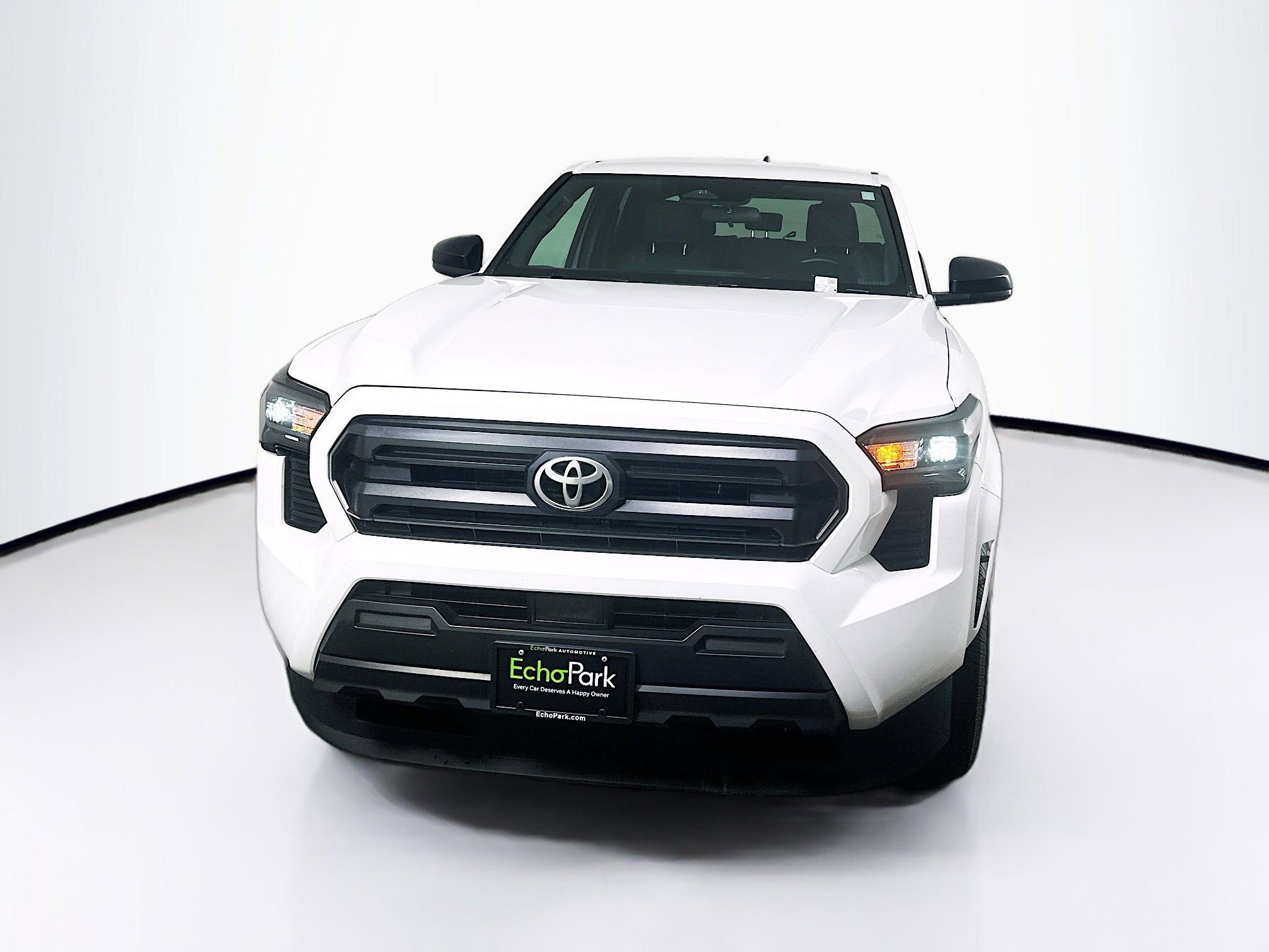 Used 2025 Toyota Tacoma SR RWD image 2