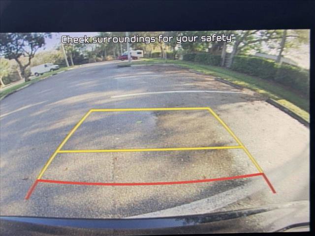 Used 2023 Kia Telluride S image 8