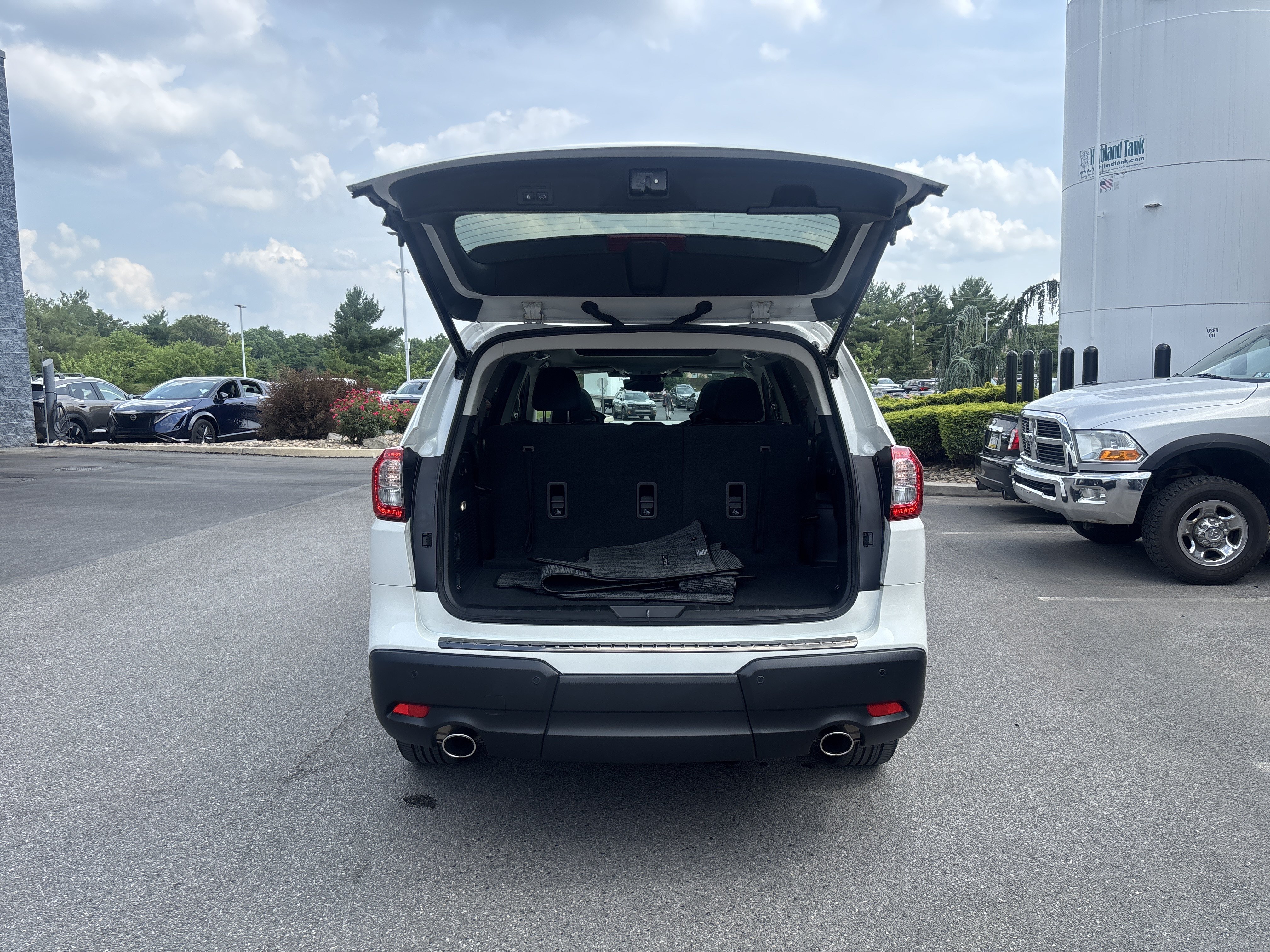 Certified 2025 Subaru Ascent Bronze Edition AWD/4WD image 32