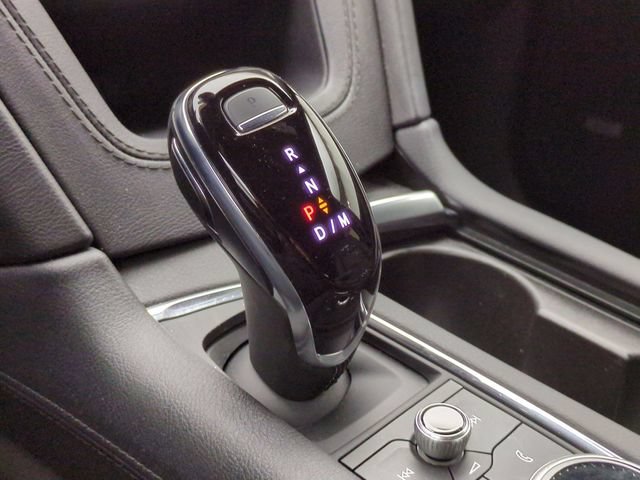 Used 2024 Cadillac XT5 Luxury w/ LPO, Floor Liner Package AWD/4WD image 16