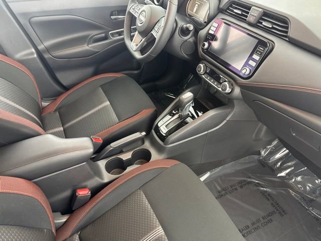 Certified 2025 Nissan Versa SR w/ Trunk Package FWD image 21