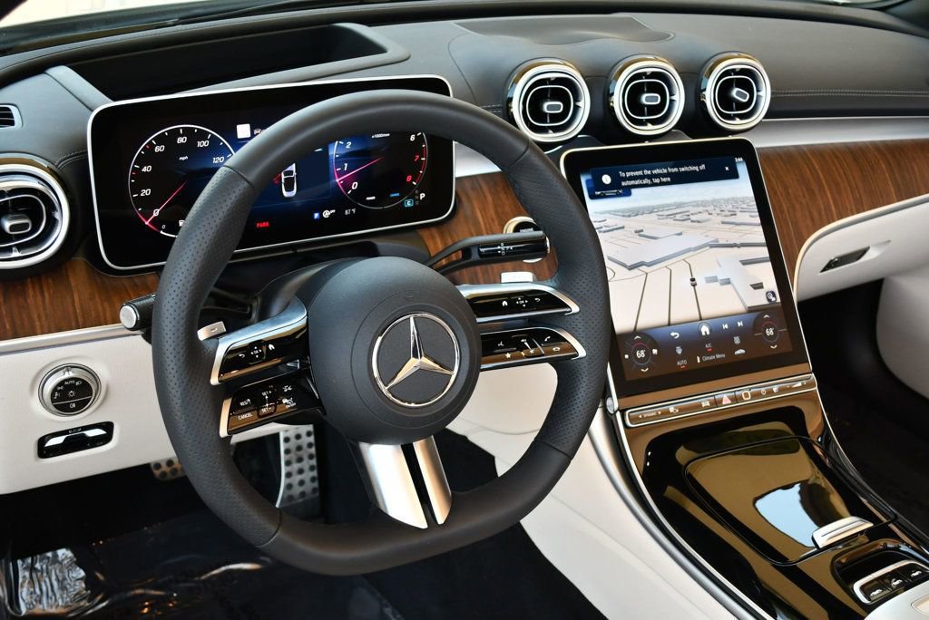 Used 2026 Mercedes-Benz CLE 450 4MATIC Cabriolet image 13